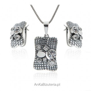Komplet biżuteria srebrna oksydowana z cyrkoniami