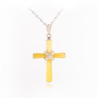 Krzyżyk srebrny z żółtym bursztynem