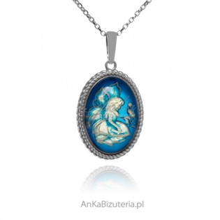 Biżuteria srebrna rzeźba ELF w niebieskim bursztynie - piękna , elegancka bizuteria