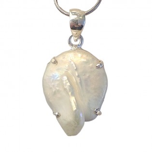 Artystyczna biżuteria srebrna zawieszka z naturalną perłą - TU NATURA BRONI SIĘ SAMA