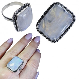 Srebrny pierścionek prostokątny z kamieniem księżycowym duży