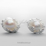 Kolczyki srebrne z białą perłą