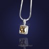 Swarovski-Wisiorek z kryształem Swarovskiego w kolorze Golden Shadow-elegancki złoty odcień.