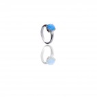 Srebrny pierścionek z niebieskim opalem - biżuteria rodowana